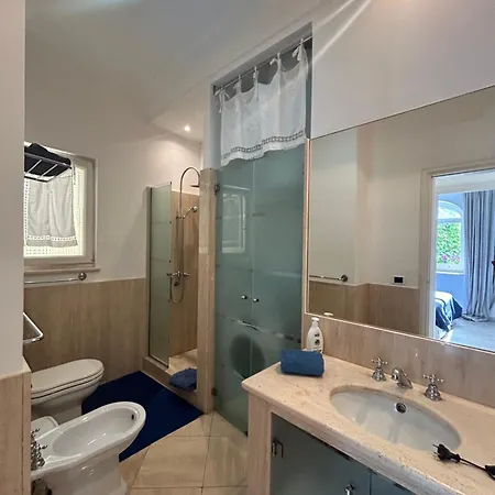 Roof Belvedere * كابري